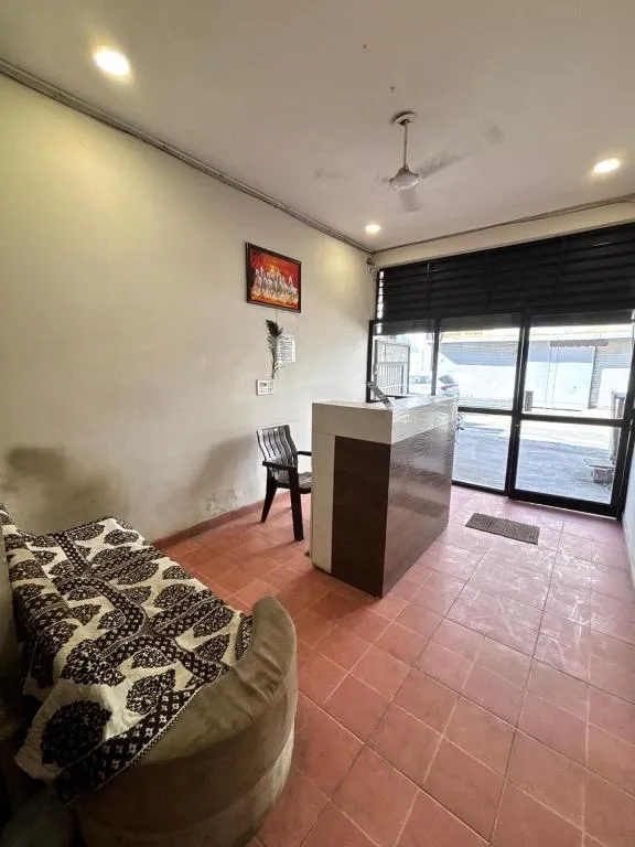 hotel stay in hotel regal edge bhopal