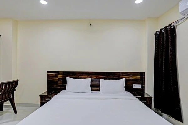 best luxury hotels in hotel regal edge bhopal
