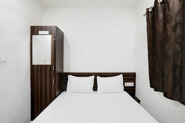 best unmarried couple friendly hotels in hotel regal park bhopal