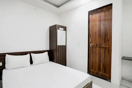saket nagar, bhopal hotel booking - hotel regal park