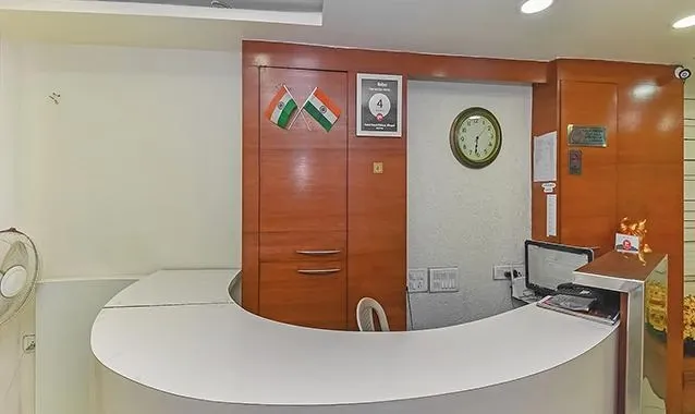 book hotels in hotel royal palace bhopal