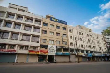 best 5 star hotels in hotel royal palace bhopal