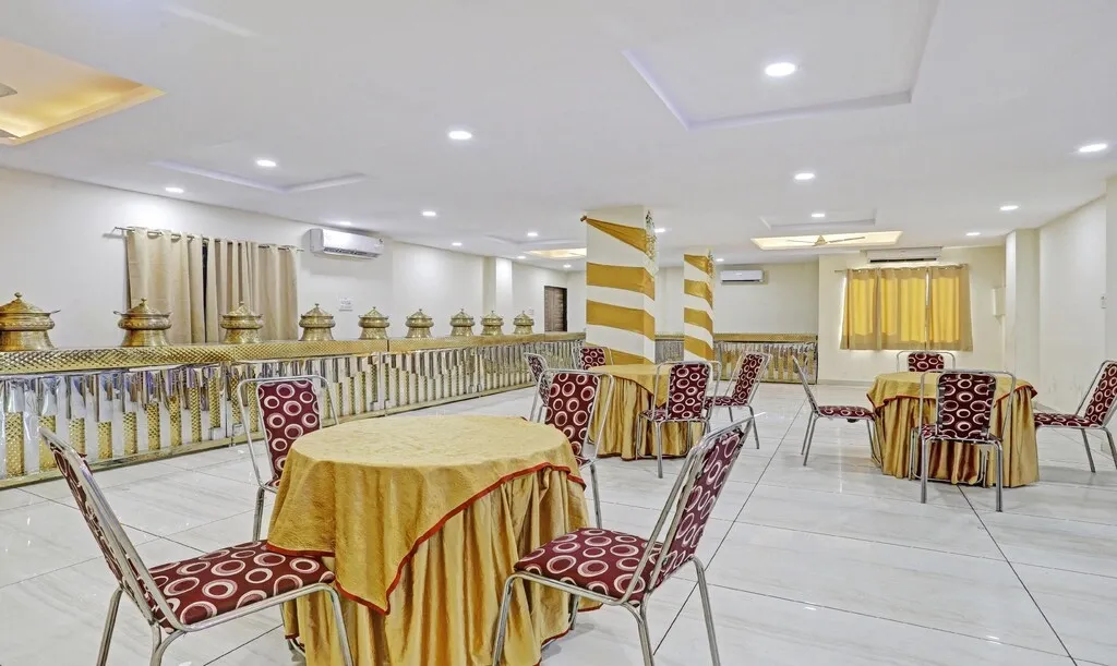 family holiday hotels in hotel saanvi paradise bhopal