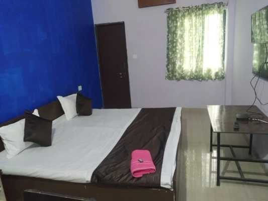 hotel in lalghati, bhopal for family - hotel sambodhi palace