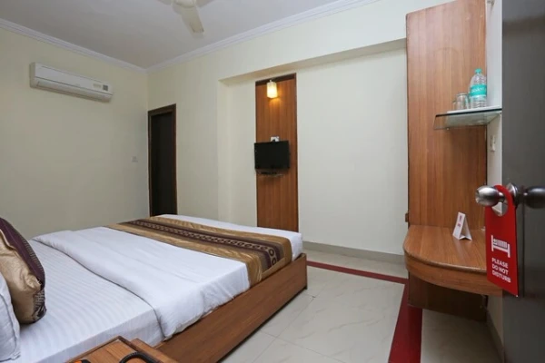 hotel in mp nagar zone 2, bhopal for family - hotel satya vilas
