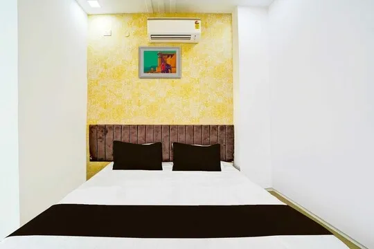 hotels for few hours in hotel shiv shakti bhopal
