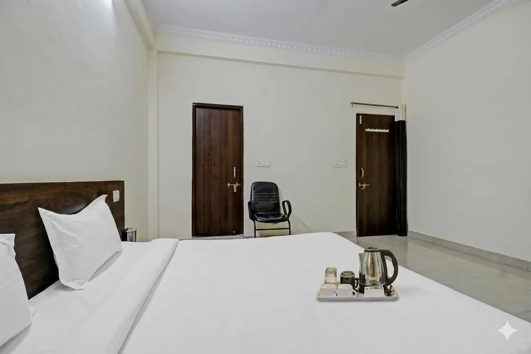 couple friendly hotels in hotel shree ji bhopal
