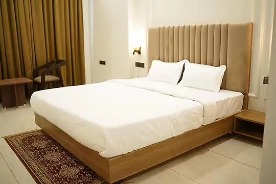 best hotel stay in hotel shri residency bhopal