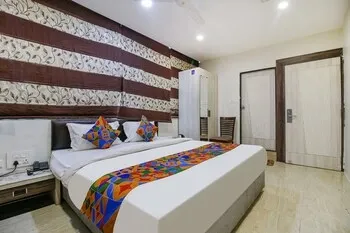 hotel with swimming pool in mp nagar zone 2, bhopal - hotel smriti star