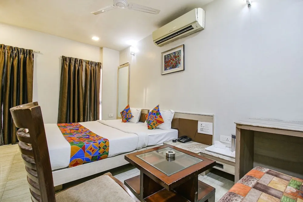 hotel with bar in mp nagar zone 2, bhopal - hotel smriti star