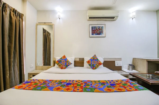 hotel with swimming pool in mp nagar zone 2, bhopal - hotel smriti star