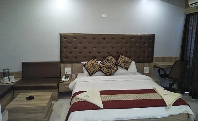 day time hotels in hotel sonali regency bhopal
