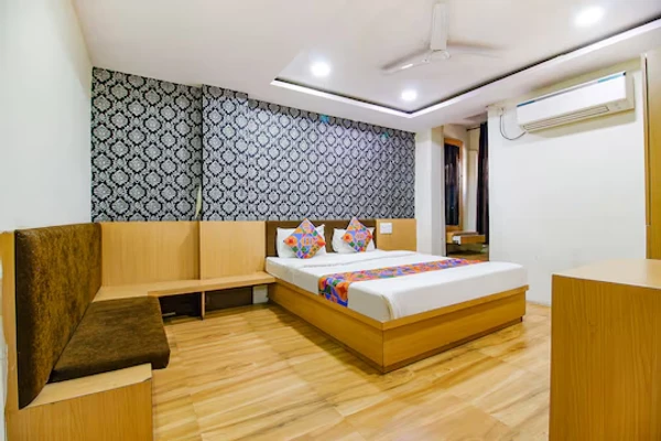 cheap hotels in hotel surbhi bhopal