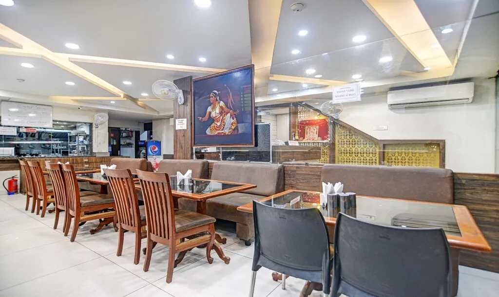 corporate hotels in hotel taste of temple bhopal