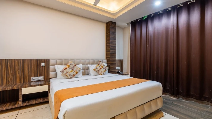 night stay hotels in hotel the bentree bhopal