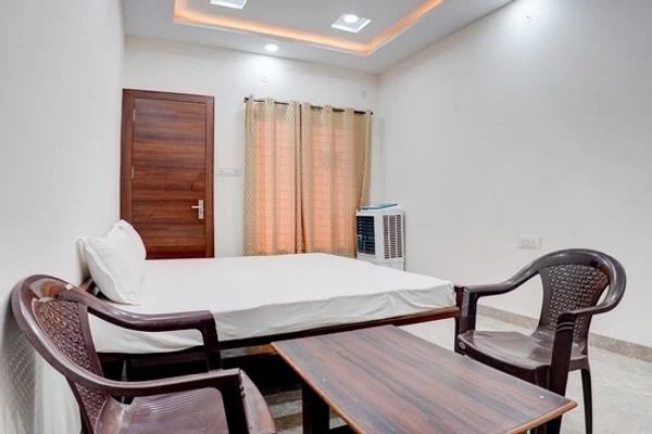 hotel in rohit nagar, bhopal for family - hotel the kavish