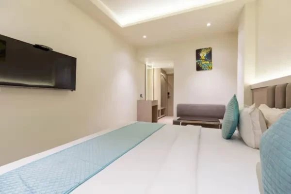 hotel with meeting room in mp nagar zone 2, bhopal - hotel the oasis