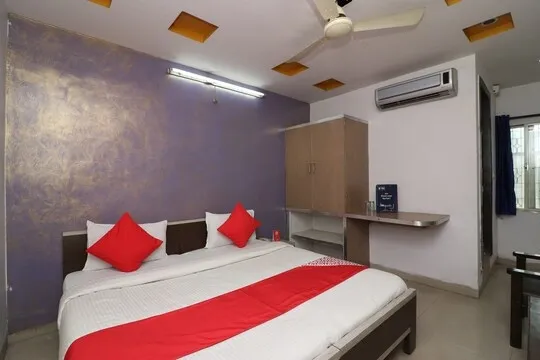 hotels for unmarried couples in hotel vishwas bhopal