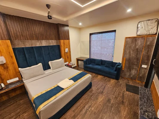 best day use hotels in hotel white lily (a unit of amrit hotel) bhopal