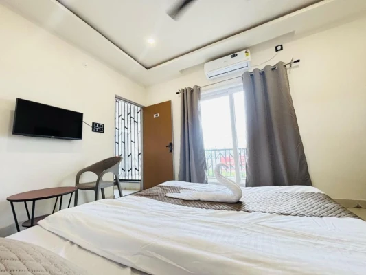 best luxury hotel in hotel white lotus bhopal