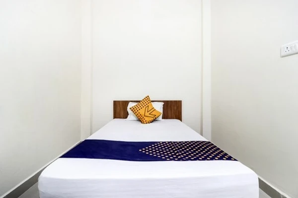 hotel with swimming pool in hoshangabad road, bhopal - hotel yash home stay
