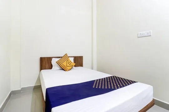 day stay hotels in hotel yash home stay bhopal