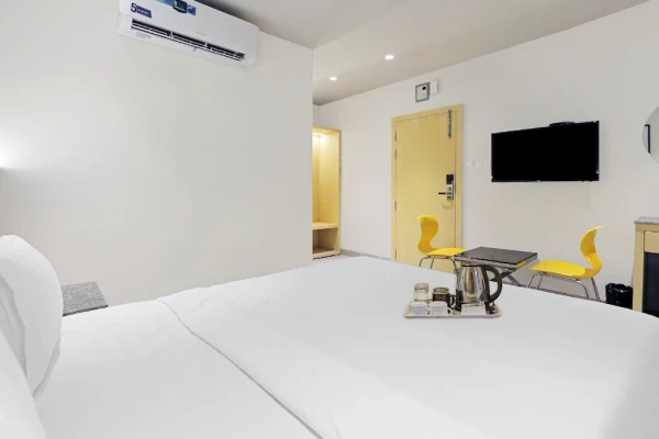 best hourly hotels in hotel yellow courtyard unit of rvs group bhopal