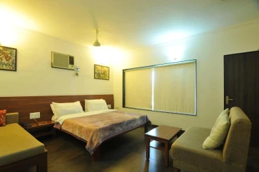 homestay in shirdipuram, bhopal for family - lago villa