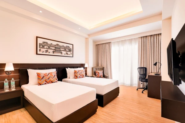 hotel in mp nagar zone 1, bhopal for family - lemon tree hotel bhopal