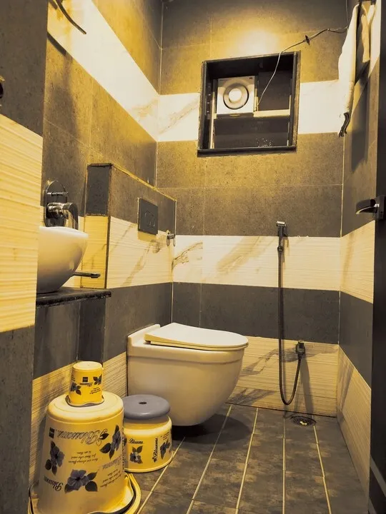 hotel with bar in narmadapuram road, bhopal - rk palace