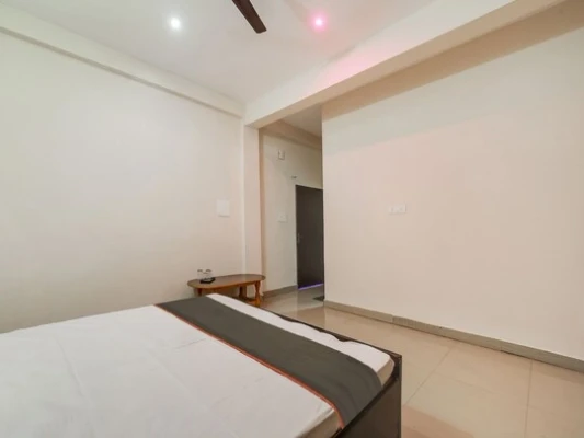 budget hotel in ayodhya bypass, bhopal - shri balaji hotel and restaurent