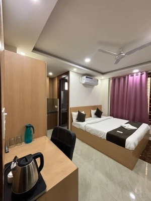 hotel near bhopal railway station - sukoon grandeur