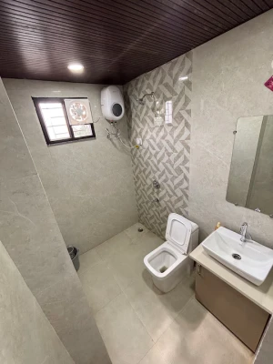 hotel with free parking in rohit nagar, bhopal - sukoon grandeur