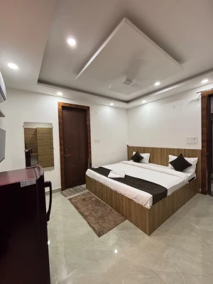 hotel near bhopal airport - sukoon grandeur