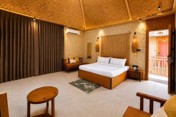 jacuzzi hotel in bairagarh, bhopal - the ark restaurant & resort by nyotel