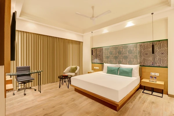 hotel with meeting room in chandrasekharpur, bhubaneswar - lemon tree premier bhubaneshwar