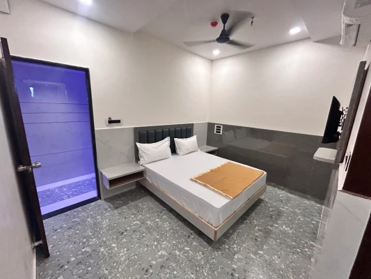 day stay hotels in hotel madhav inn bhuj