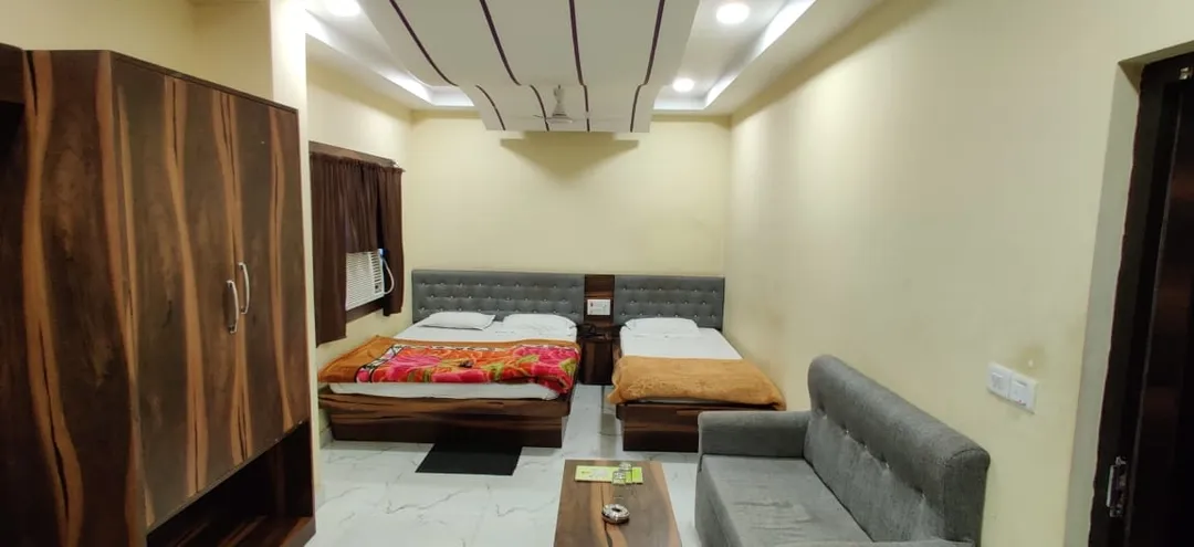 hotel with meeting room in belsar, bodh gaya - hotel grand palace