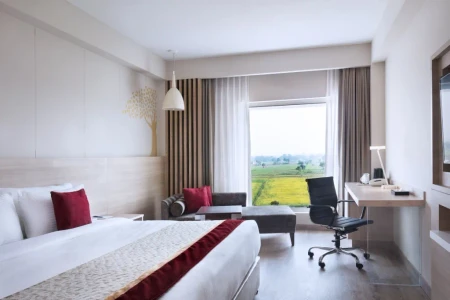 hotel with party hall in domuhan, bodhgaya - oaks bodhgaya