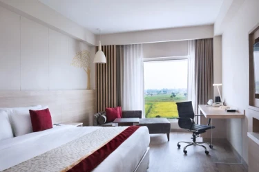 hotel with party hall in domuhan, bodhgaya - oaks bodhgaya