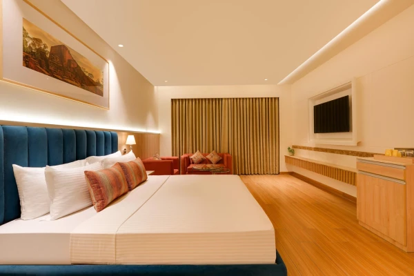 jacuzzi hotel in bhamaria, champaner - lemon tree hotel motihari