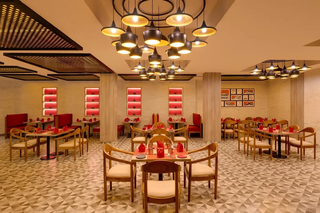 hotel in generation mega mall, chandausi for family - lemon tree chandausi