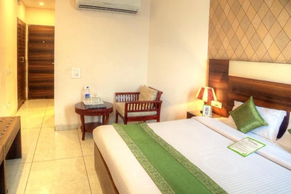 hotel with meeting room in bairampur, chandigarh - hotel dreamland