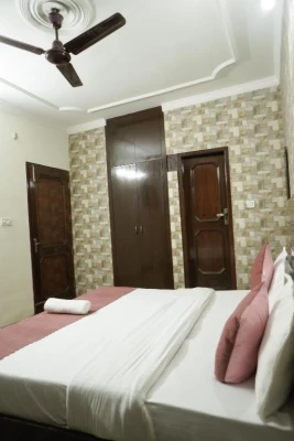 hourly hotels in hotel majestica chandigarh chandigarh