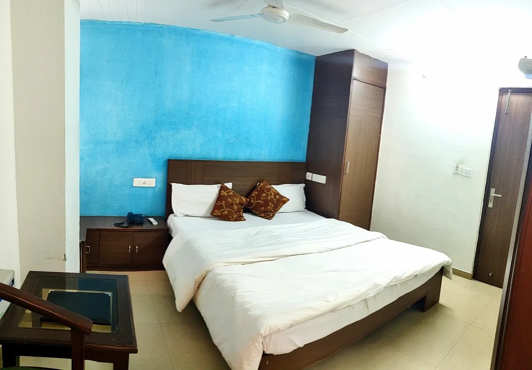 night stay hotels in hotel pride chandigarh