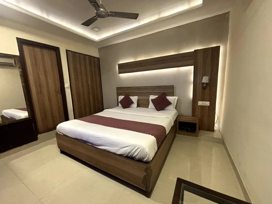 zirakpur, chandigarh hotel booking - hotel waves
