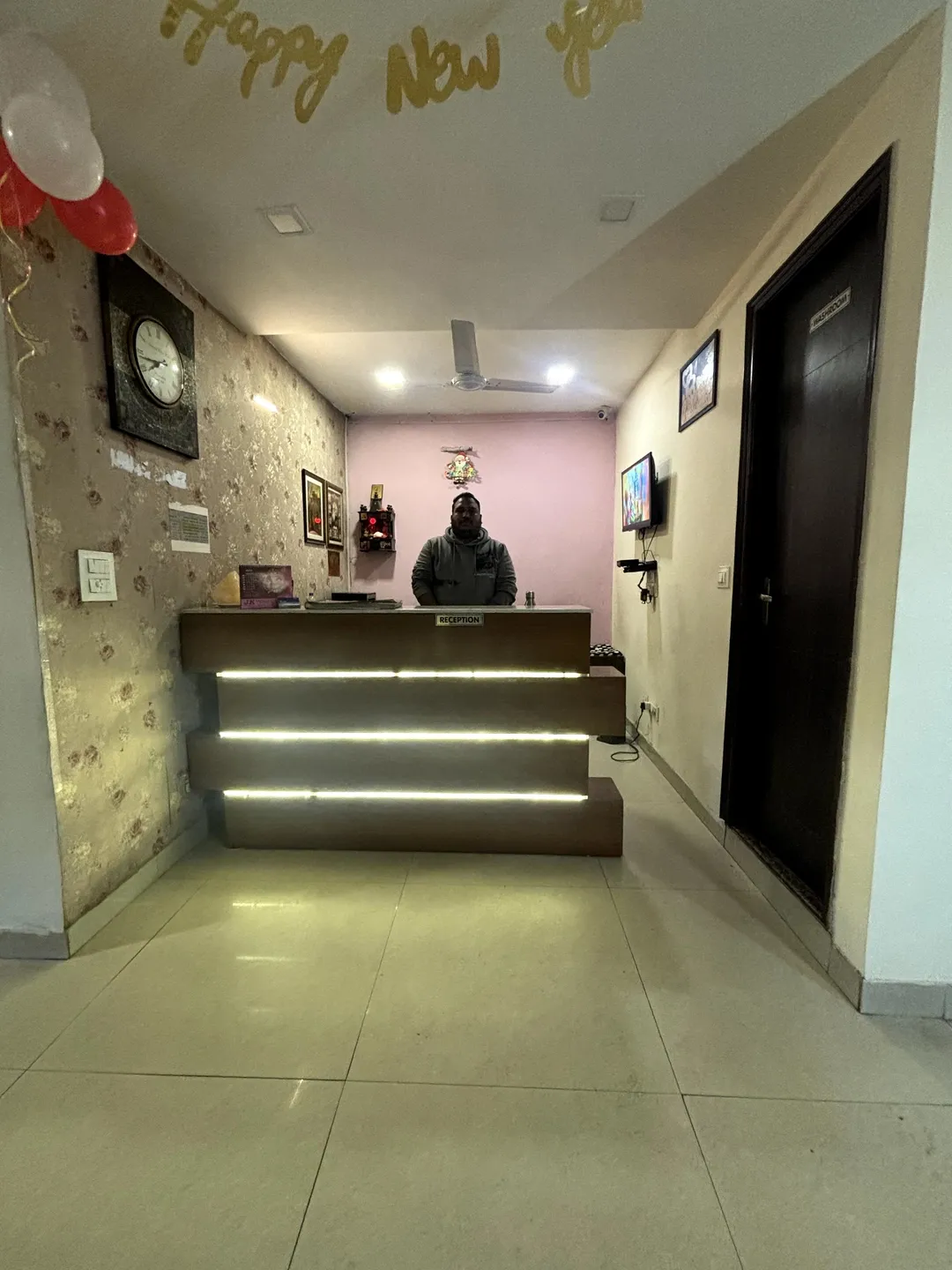 jacuzzi hotel in zirakpur, chandigarh - hotel waves