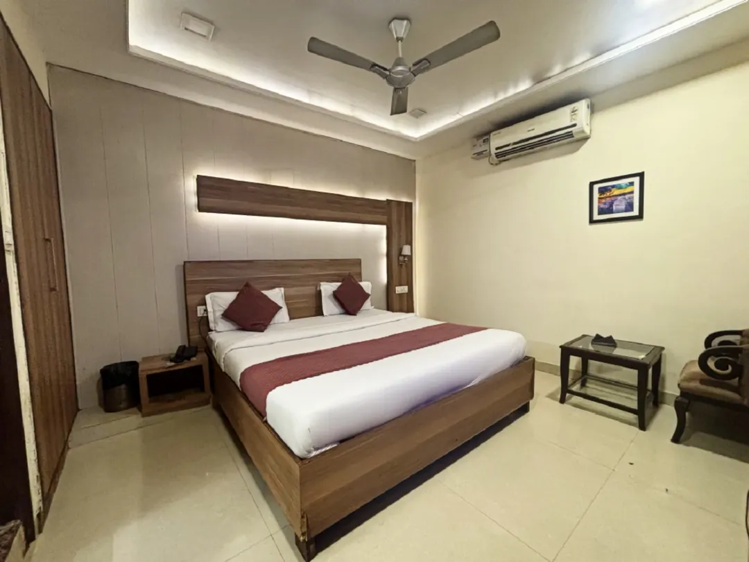 family hotel with pool in zirakpur, chandigarh - hotel waves