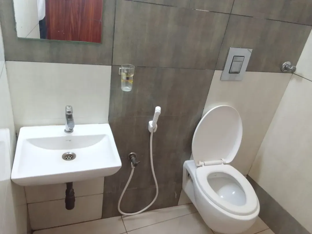 top luxury hotels in 4 u business hotel chennai