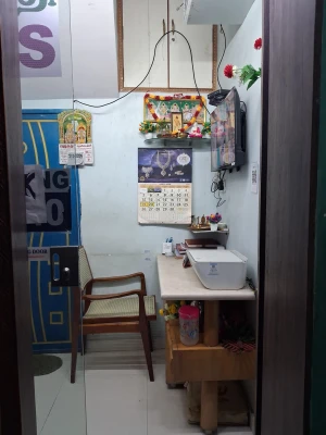 family hotel with pool in koyambedu, chennai - adi guest house